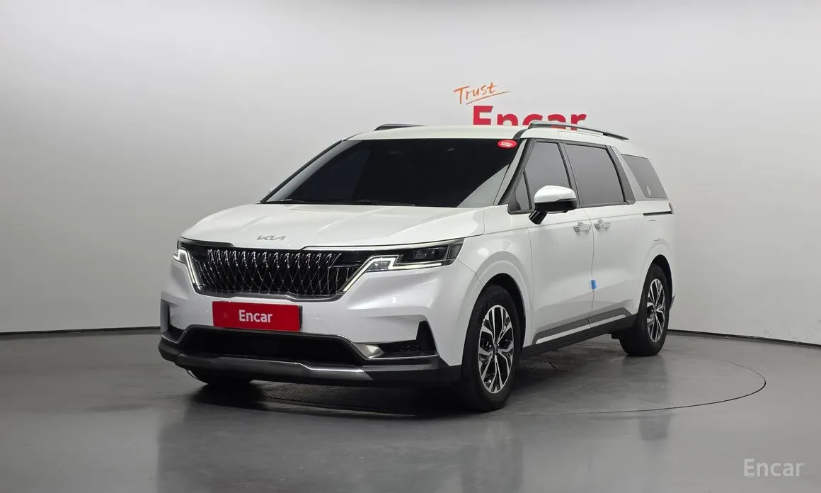 Kia Carnival, 2023 — купить в Белгороде под ключ
