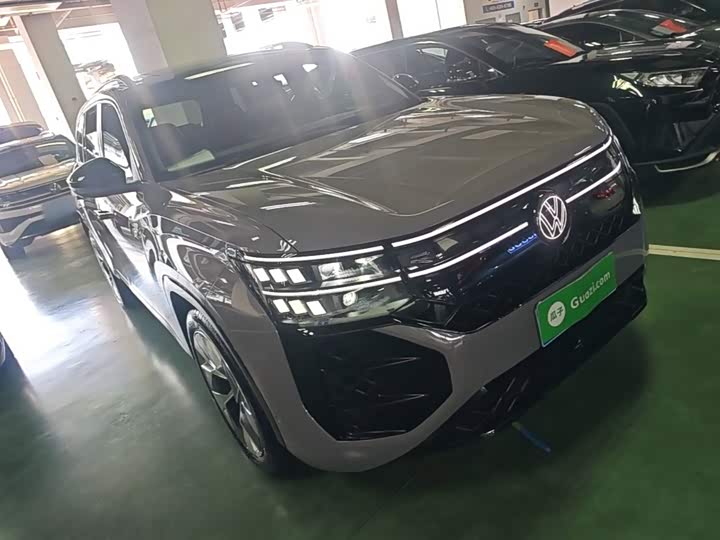 Volkswagen Teramont Pro, 2026 — фото 4 из 9