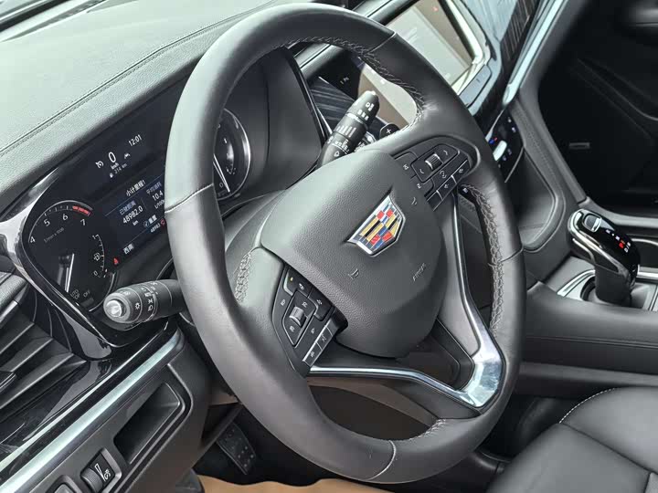 Cadillac XT6, 2023 — фото 2 из 9