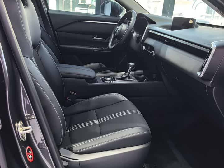 Mazda CX-50, 2023 — фото 8 из 9