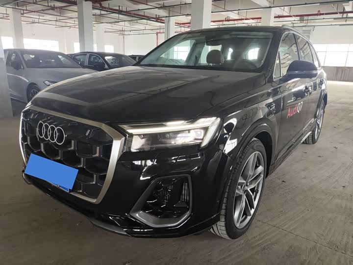 Audi Q7, 2025 — купить в Саранске под ключ