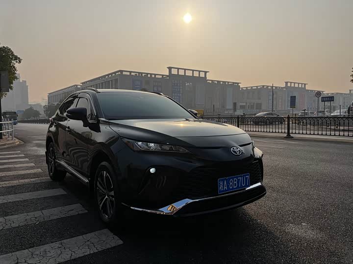 Toyota Venza, 2023 — купить в Брянске под ключ