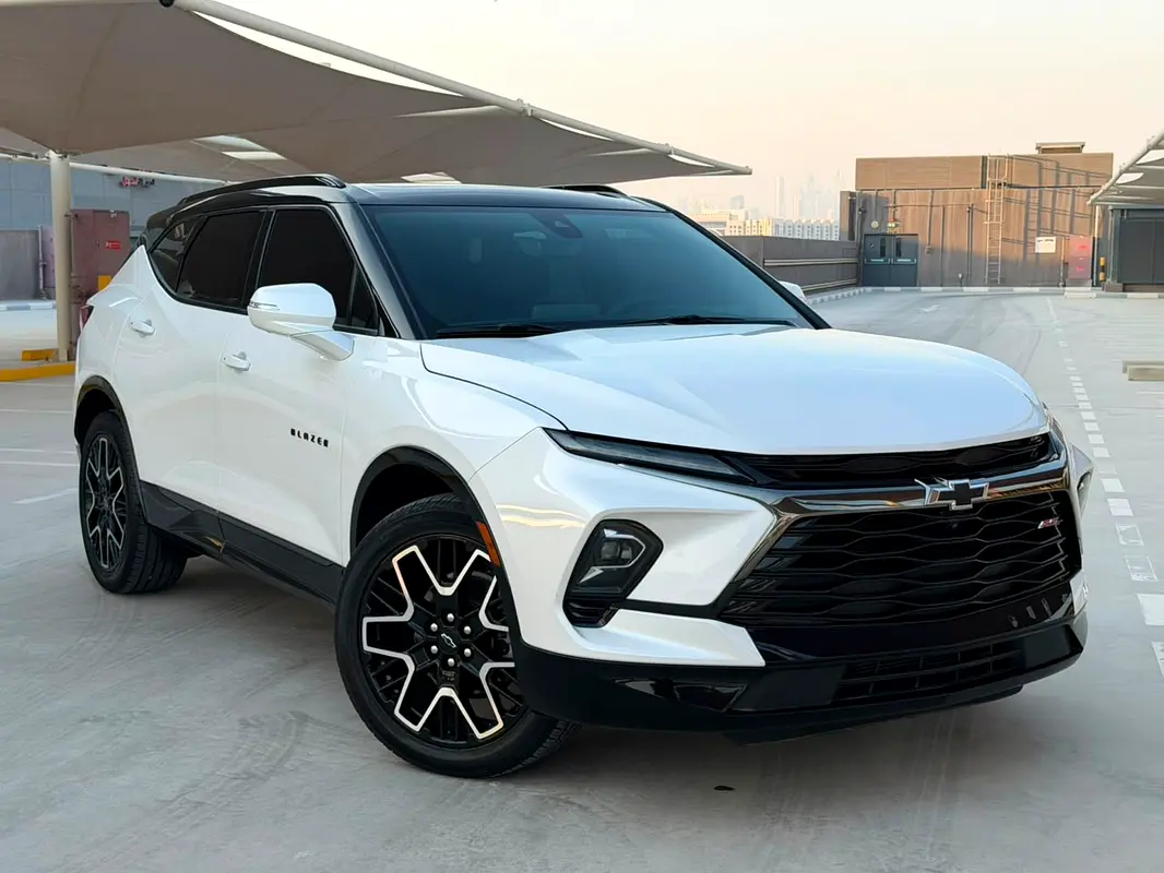 Chevrolet Blazer, 2024 — фото 3 из 10