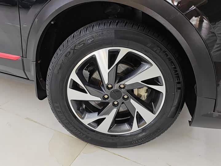 Dongfeng Aeolus AX7, 2022 — фото 6 из 9