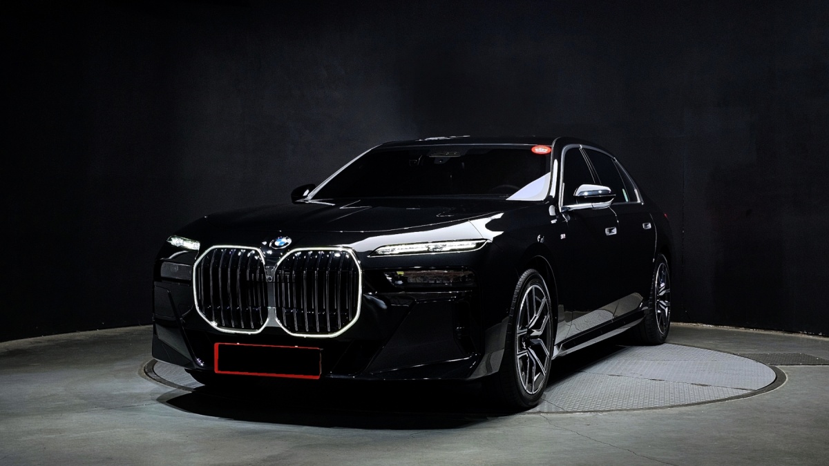 BMW 7 Series, 2025 — купить в Саратове под ключ