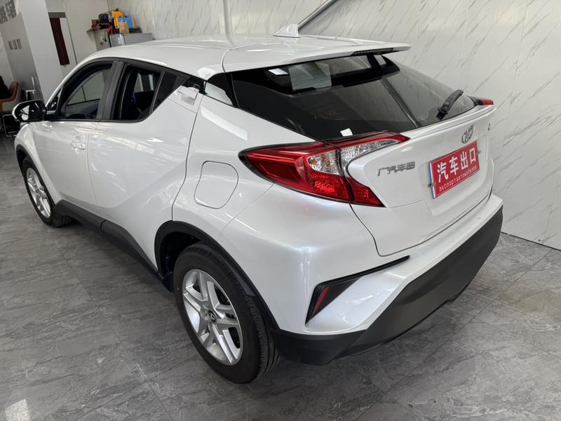 Toyota C-HR, 2022 — фото 4 из 10