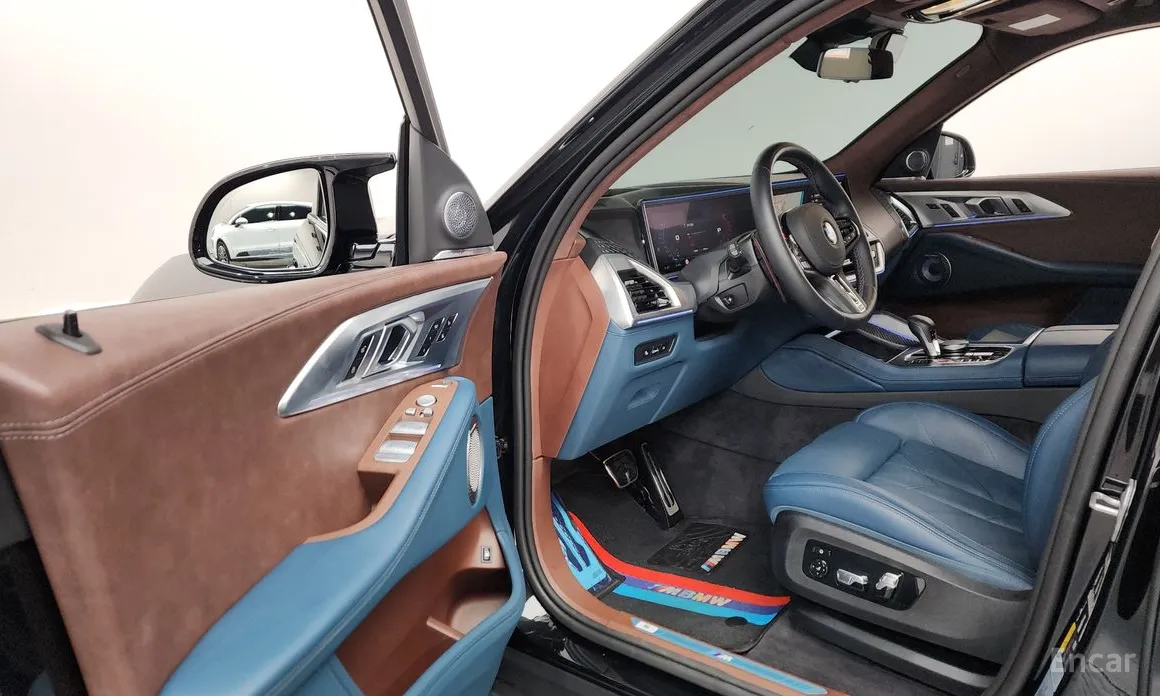 BMW XM, 2025 — фото 10 из 12