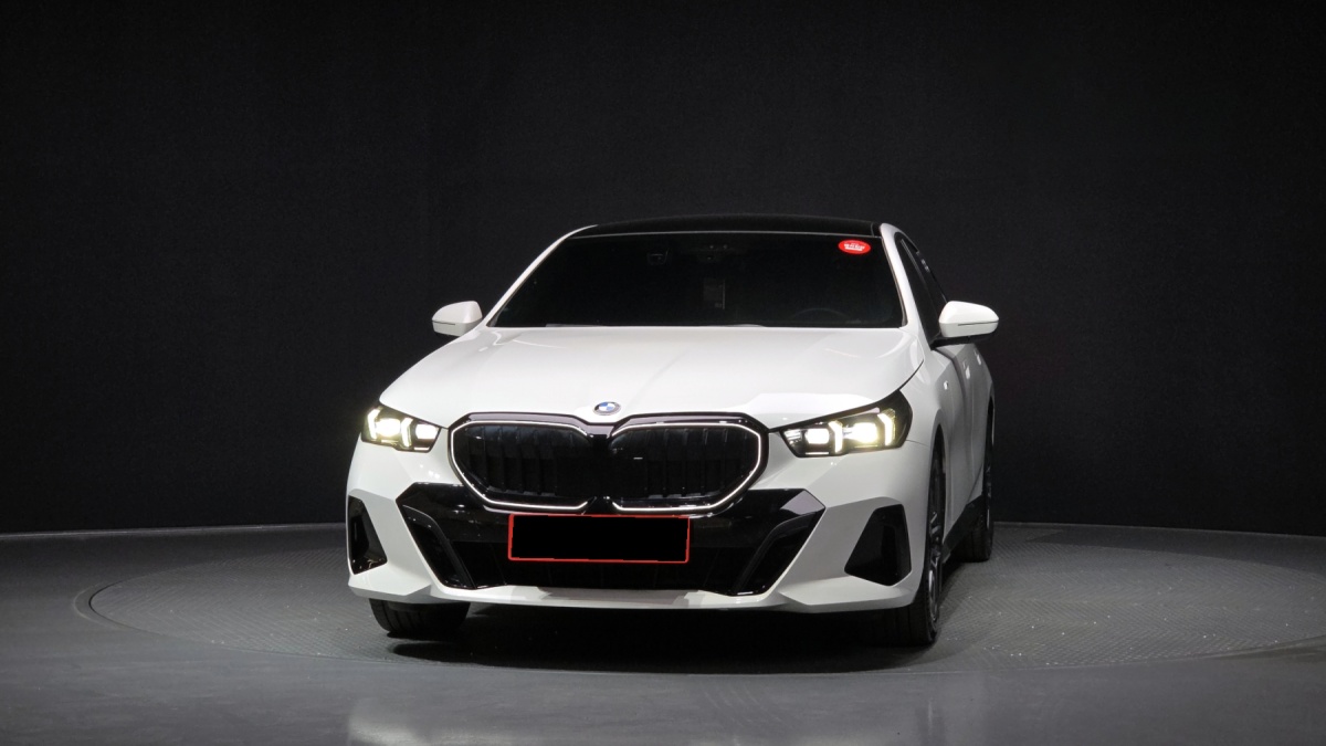 BMW 5 Series, 2023 — фото 3 из 12