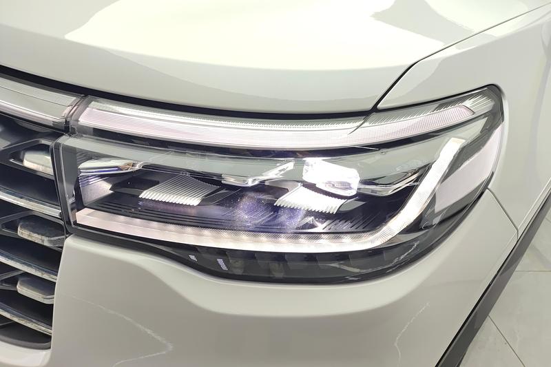 Ford Explorer, 2023 — фото 4 из 12