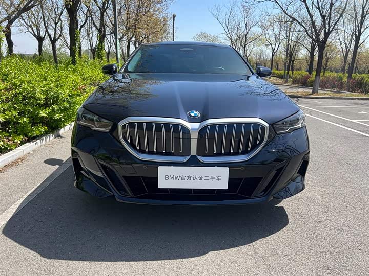BMW 5 Series, 2026 — фото 2 из 5