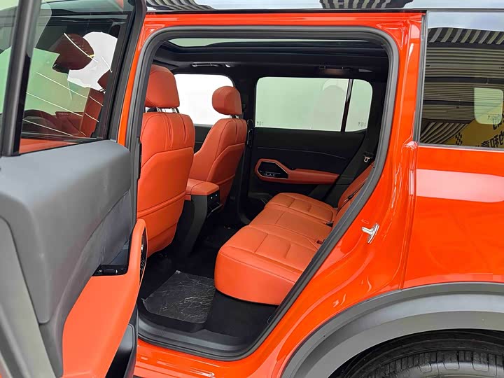 Ford Bronco Hybrid/EV, 2025 — фото 9 из 9