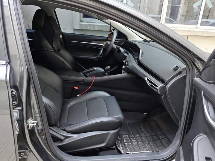 Changan Eado Plus, 2022 — фото 8 из 9