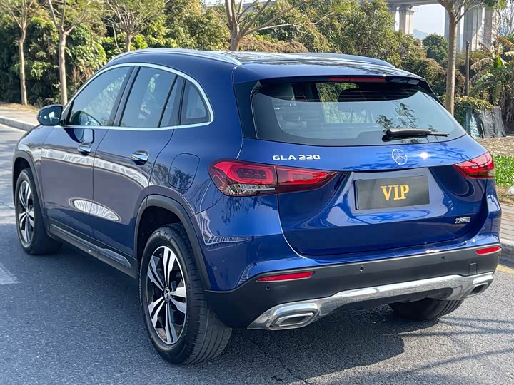Mercedes-Benz GLA-Class, 2023 — фото 6 из 9