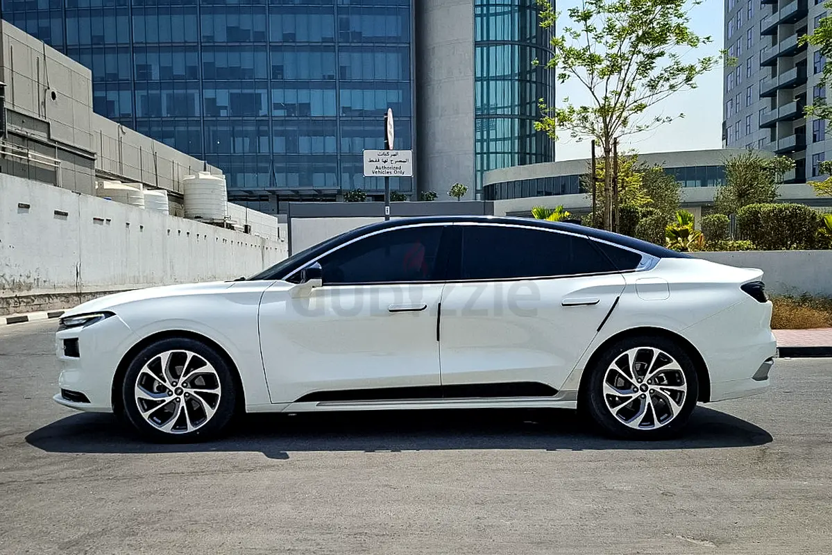 Ford Taurus, 2025 — фото 5 из 10