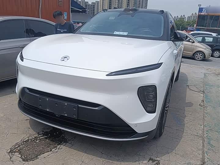 Nio ES8, 2023 — купить в Перми под ключ