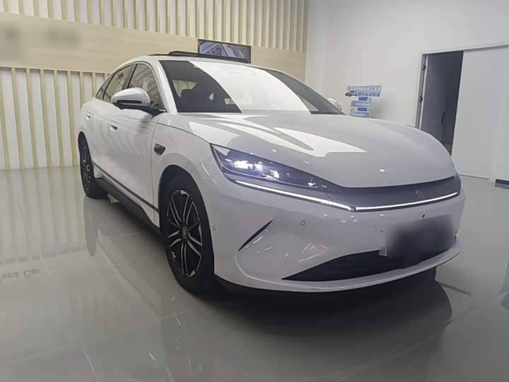 BYD Qin L, 2025 — фото 4 из 9