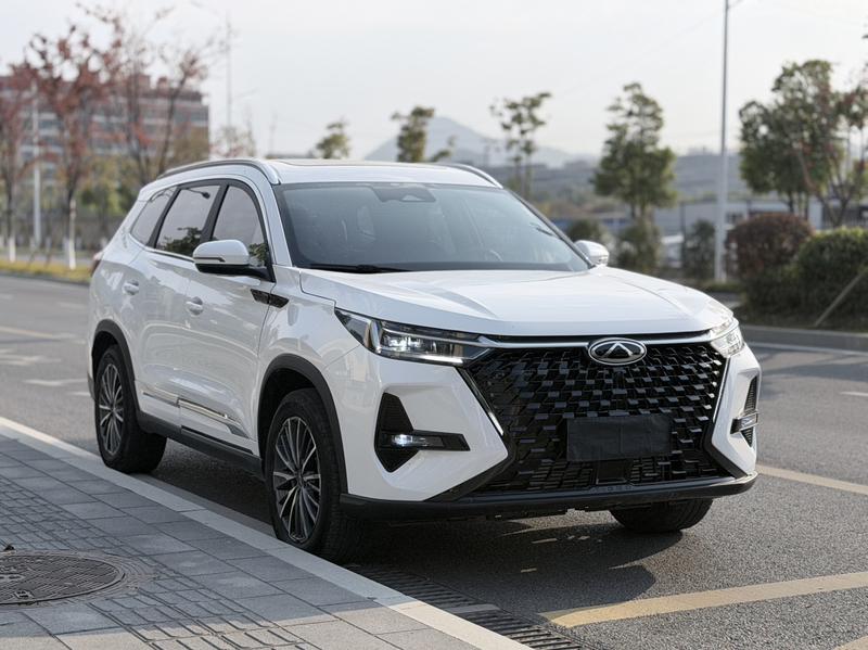 Chery Tiggo 8 Pro, 2023 — фото 3 из 12