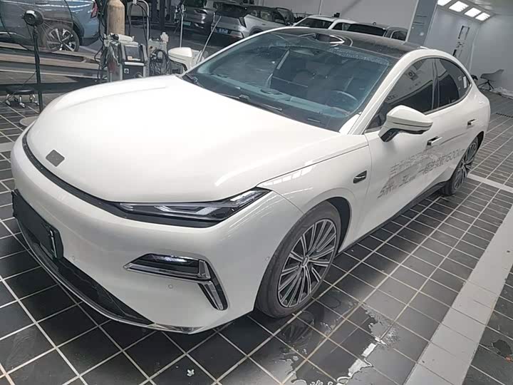 Geely Galaxy Starshine 8 EM-i, 2025 — купить в Брянске под ключ