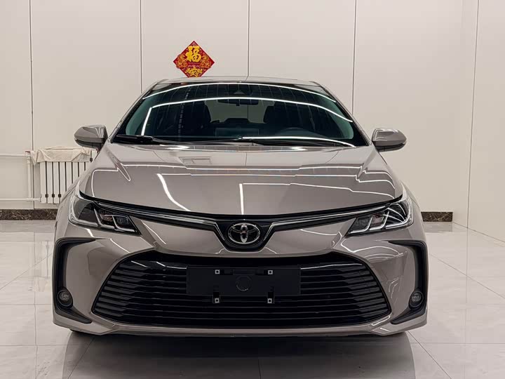 Toyota Corolla, 2022 — фото 2 из 9