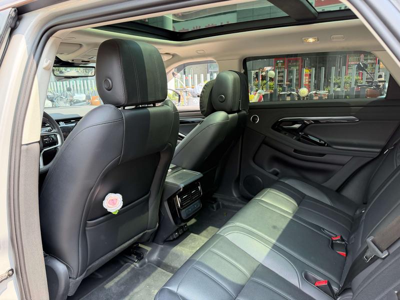 Land Rover Range Rover Evoque L, 2022 — фото 10 из 12