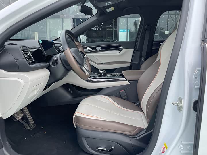 BYD Qin Plus, 2024 — фото 4 из 9