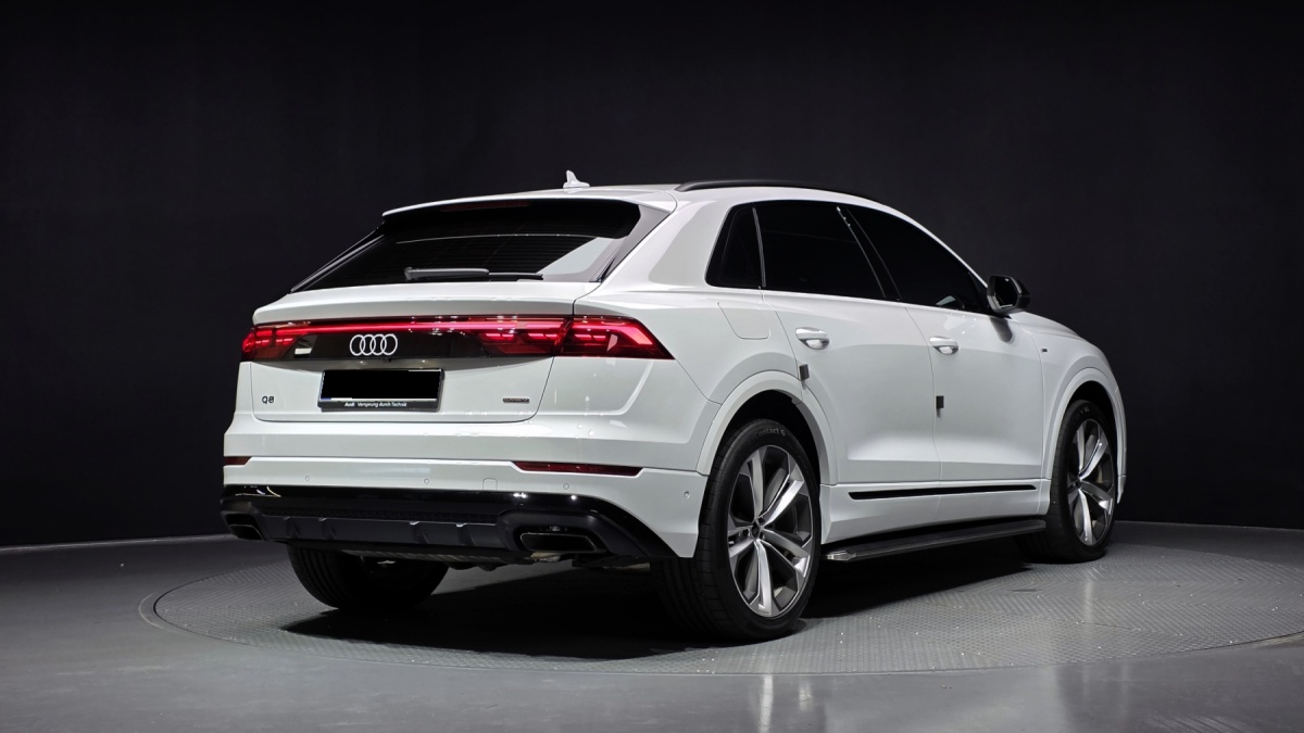 Audi Q8, 2025 — фото 2 из 12