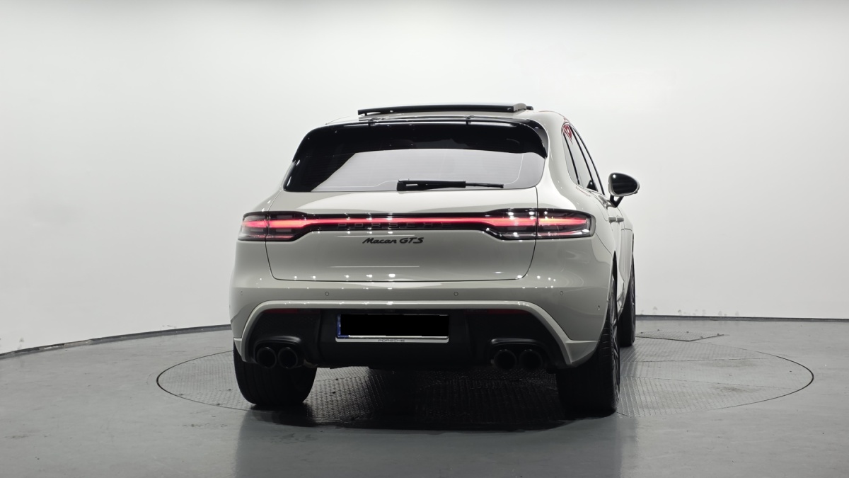 Porsche Macan, 2023 — фото 4 из 12