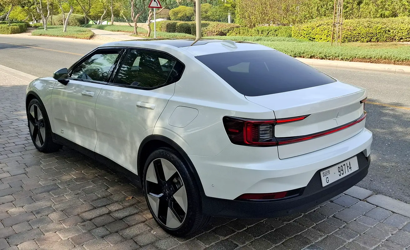 Polestar 2, 2023 — фото 3 из 10