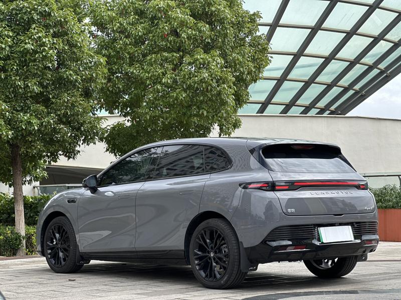 Leapmotor Lafa5, 2025 — фото 4 из 12