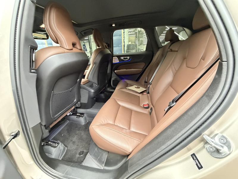 Volvo XC60, 2024 — фото 9 из 10