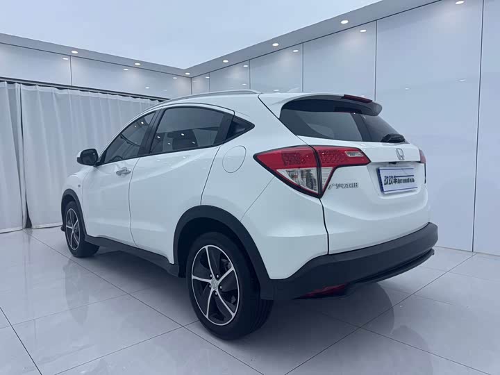 Honda Vezel, 2022 — фото 6 из 9