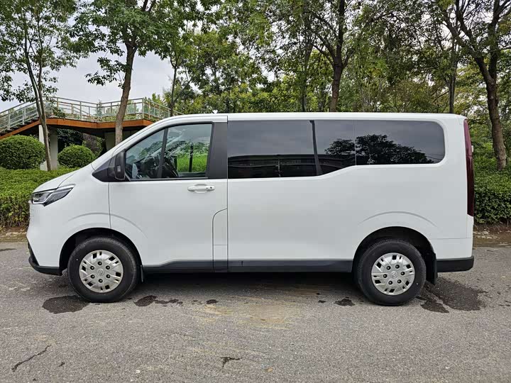Maxus V70, 2024 — фото 4 из 9