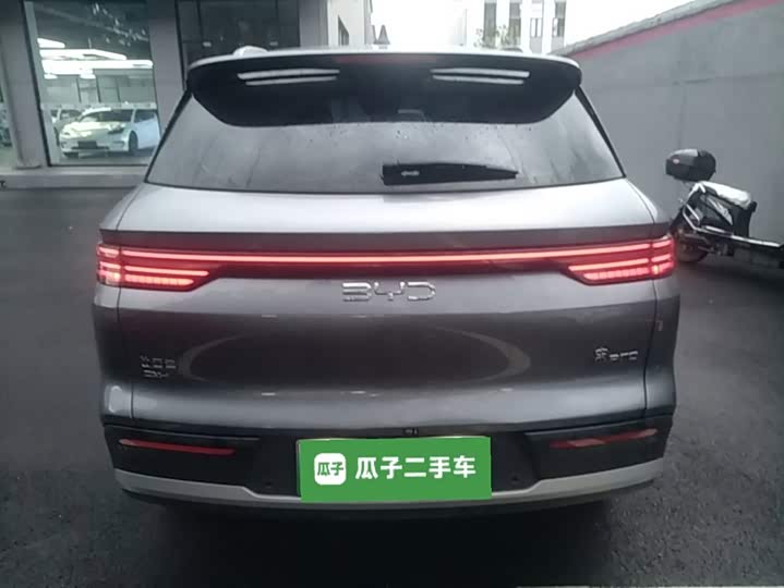BYD Song Pro Hybrid, 2024 — фото 6 из 9