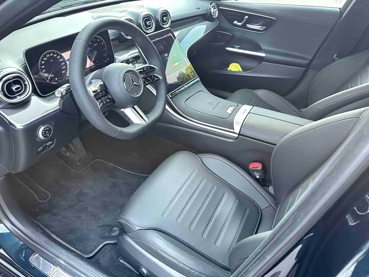 Mercedes-Benz C-Class, 2024 — фото 5 из 9