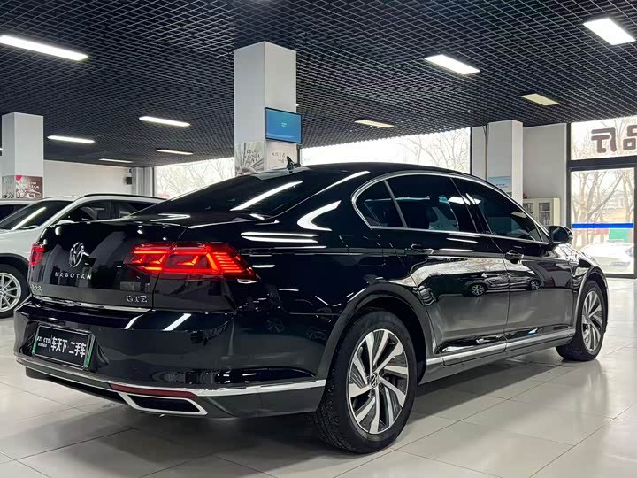 Volkswagen Magotan GTE Hybrid, 2022 — фото 6 из 9