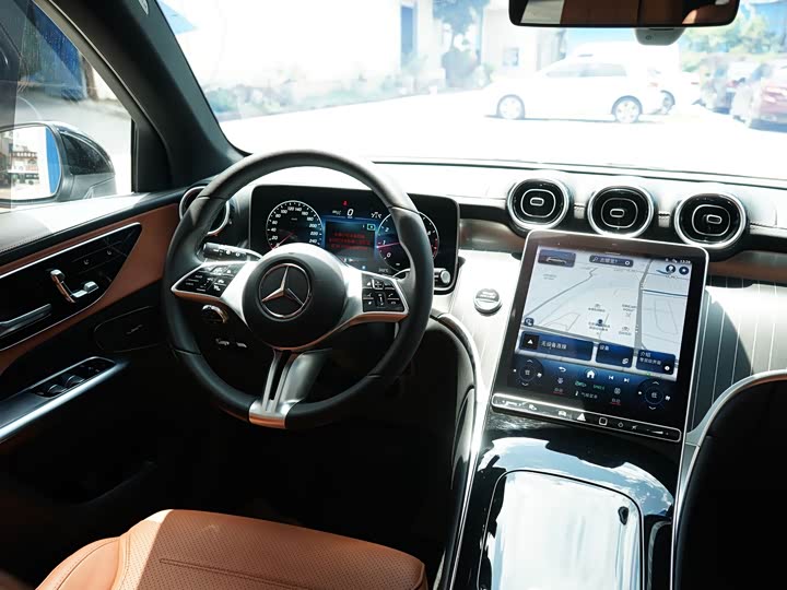 Mercedes-Benz GLC-Class, 2023 — фото 4 из 9