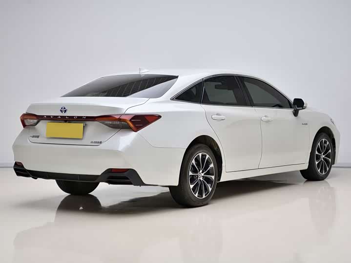 Toyota Avalon, 2023 — фото 6 из 9