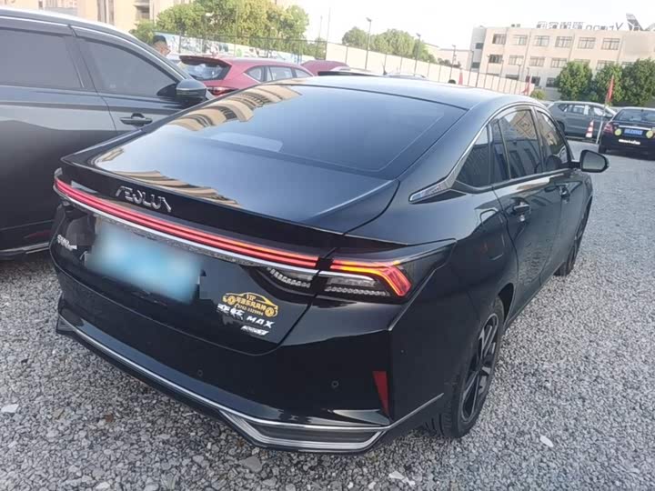 Dongfeng Aeolus Yixuan Max, 2024 — фото 5 из 9