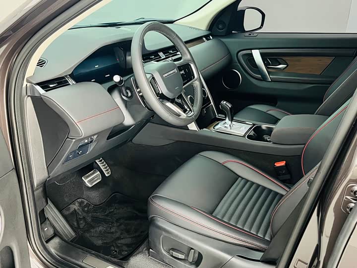 Land Rover Discovery Sport, 2023 — фото 4 из 9