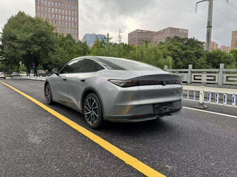BAIC Arcfox Alpha S5, 2025 — фото 5 из 12