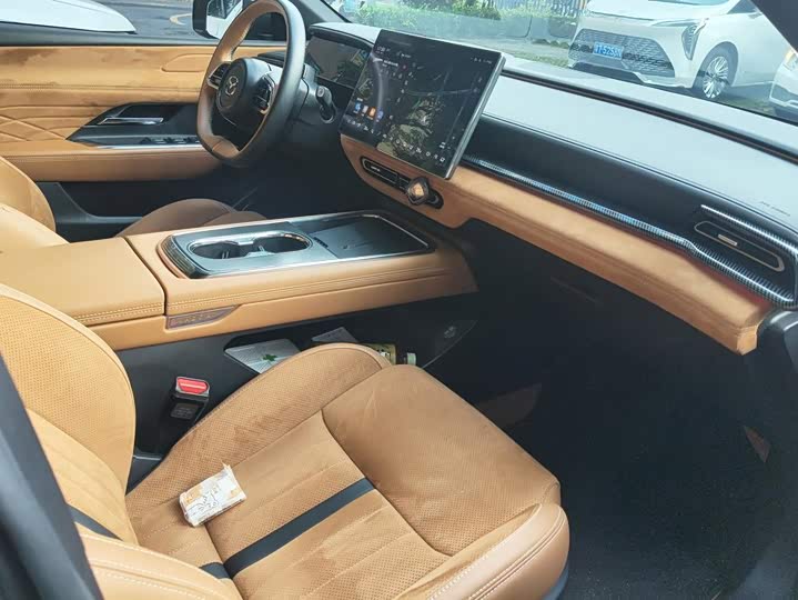 Mazda EZ-6, 2025 — фото 8 из 9