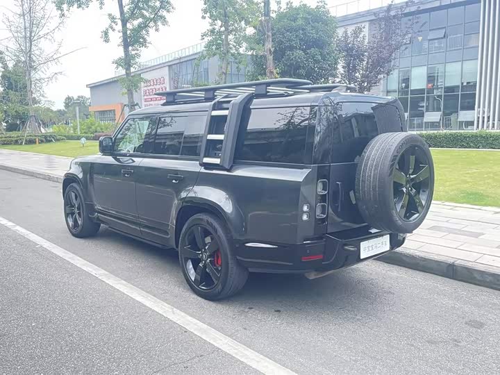 Land Rover Defender, 2022 — фото 8 из 9