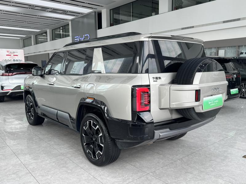 BYD FangChengBao Leopard 8, 2024 — фото 4 из 12