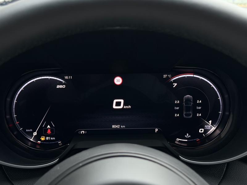 Alfa Romeo Giulia, 2025 — фото 7 из 12