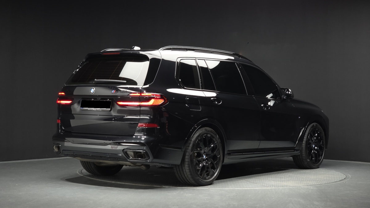 BMW X7, 2025 — фото 2 из 12