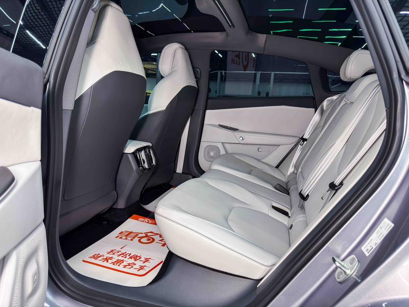 BAIC Arcfox Alpha S5, 2025 — фото 11 из 12