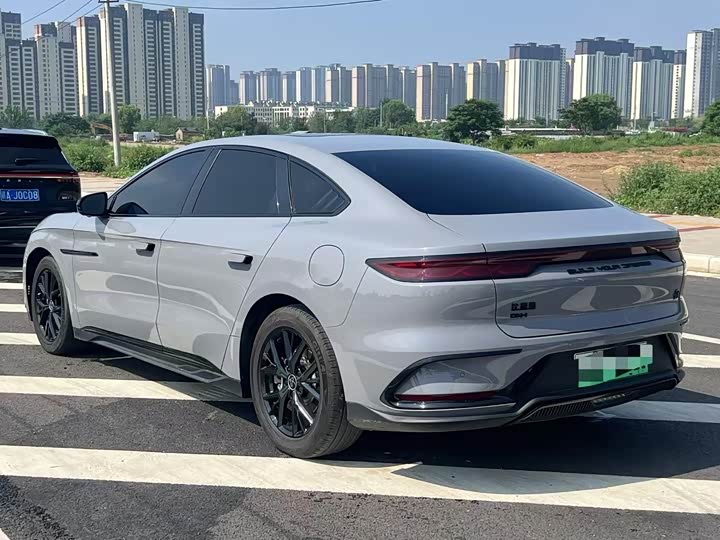 BYD Han, 2024 — фото 7 из 9
