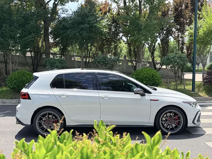 Volkswagen Golf GTI, 2022 — фото 4 из 9