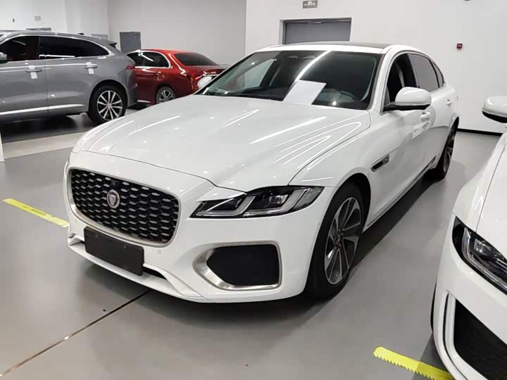 Jaguar XF L, 2022 — купить в Орле под ключ