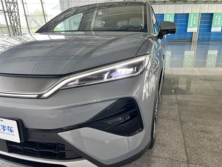 BYD Song Ultra EV, 2026 — фото 5 из 9